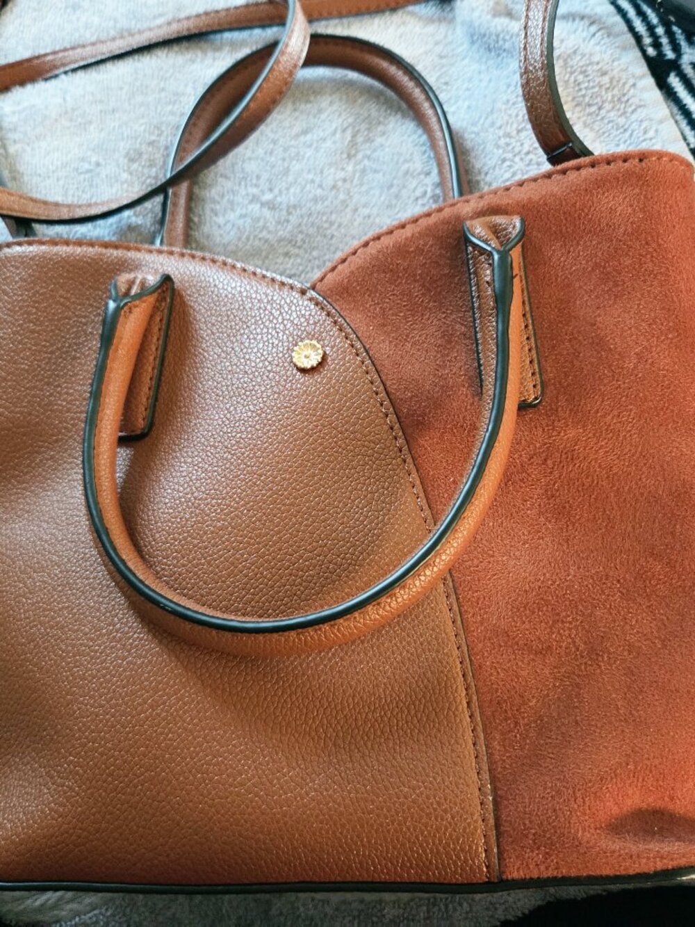 Lauren Conrad handbag/crossbody bag 10x8/Brown "leather" with suede accent